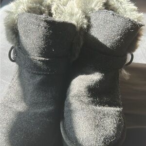 BearPaw boots with fur women’s 7.